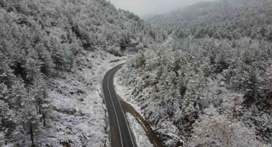 Kazdağları'nda kar yağışı yoğunlaştı