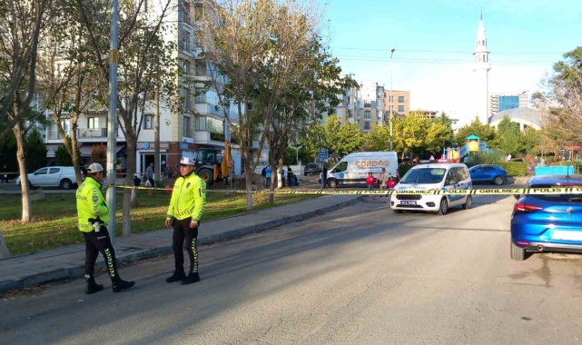 Kazı yapan kepçe doğalgaz borusunu patlattı