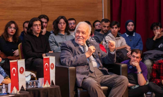 Keçiören Belediyesi'nden 'Atatürk ve 100. Yılında Cumhuriyet' konulu söyleşi