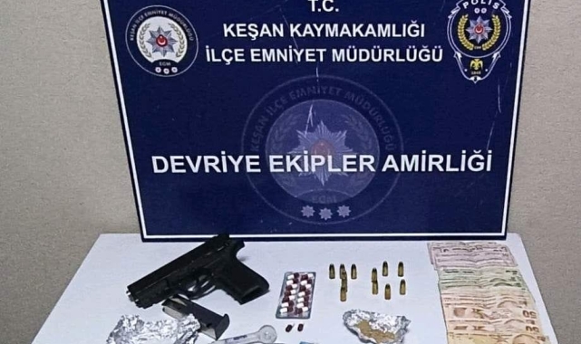 Keşan'da uyuşturucu, ruhsatsız tabanca ve tüfek ele geçirildi