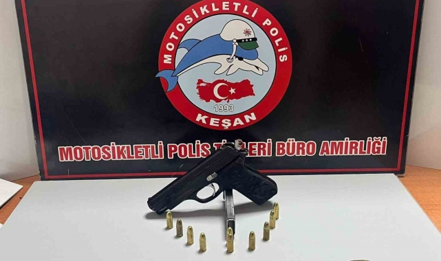 Keşan'da uyuşturucu ve ruhsatsız tabanca ele geçirildi