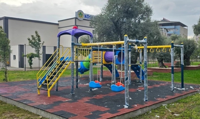 Köşk'te park ve bahçelerin bakımı yapılıyor