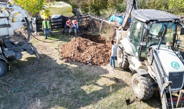 Köylerde kanalizasyon bakım ve onarım çalışmaları devam ediyor