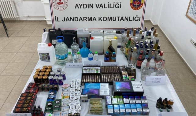 Kuşadası'nda jandarma ekipleri kaçakçılığa geçit vermedi