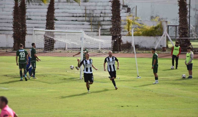 Kuşadasıspor Teknik Direktörü Çardak: "Her şey da çok daha güzel olacak)