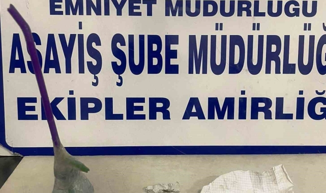 Kütahya'da bekçiler bir kişinin üzerinde uyuşturucu ele geçirdi
