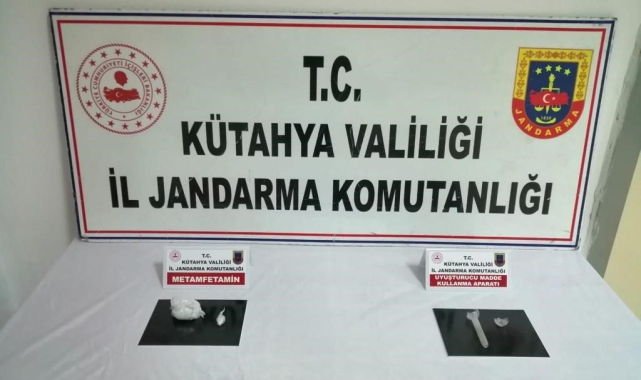 Kütahya'da üzerinde uyuşturucu bulunan otobüs yolcusu tutuklandı