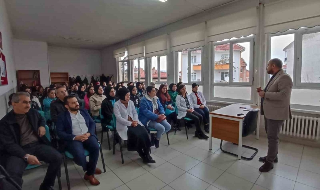 Liseli öğrencilerine bireysel farkındalık söyleşisi