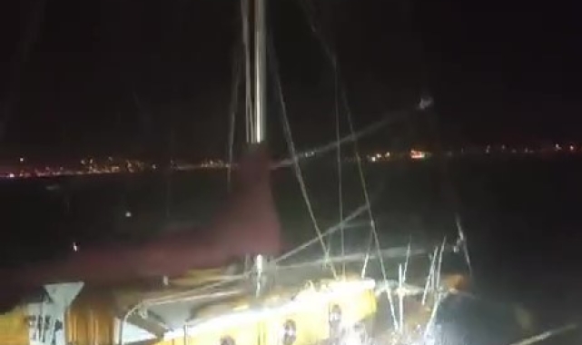 Lodos fırtınası Kuzey Ege'de etkili oluyor