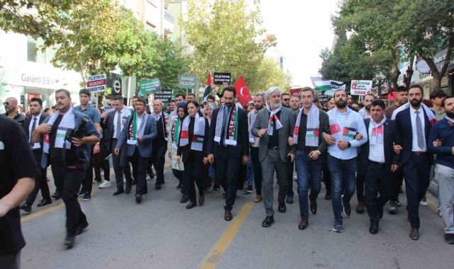 Manisa'da AK Parti'den Filistin'e destek yürüyüşü