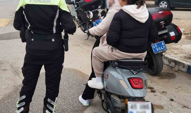 Manisa'da kurallara uymayan motosiklet sürücülerine ceza yağdı