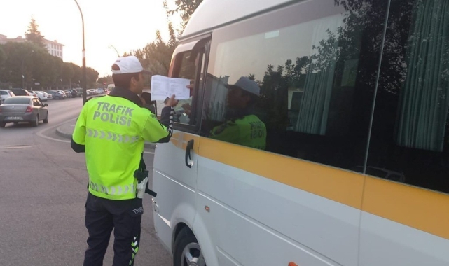 Manisa'da okul servis araçlarına sıkı denetim