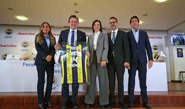 MediaMarkt ile Fenerbahçe Opet Kadın Voleybol Takımı arasında iş birliği