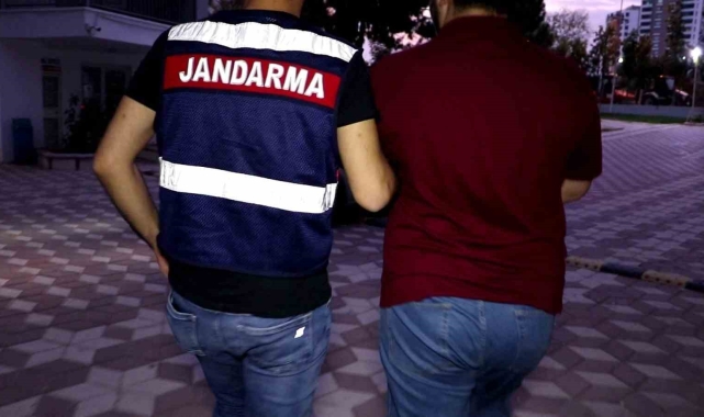 Mersin'de DEAŞ üyelerine yardım yataklık yaptığı ileri sürülen zanlı tutuklandı