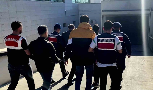 Mersin'de PKKKCK operasyonu: 4 tutuklama