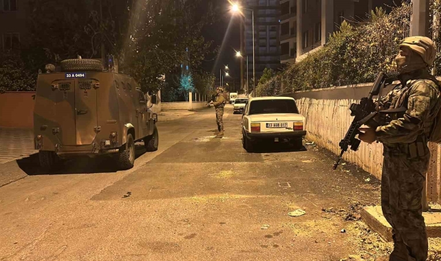 Mersin'de terör örgütlerine operasyon: 12 gözaltı kararı