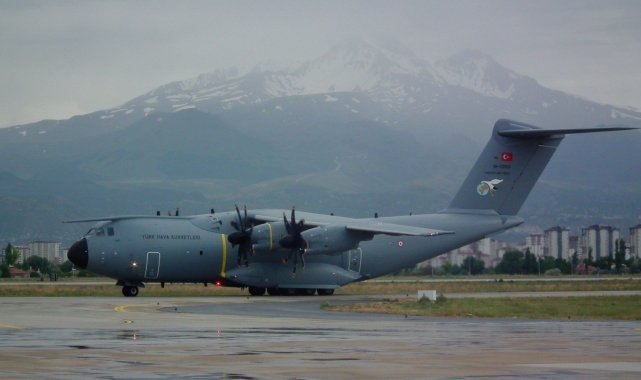 MSB: "Türkiye'de tedavi görecek olan 109 Gazzeli kardeşimizin tahliyesi için bir adet A400M uçağı görevlendirildi"