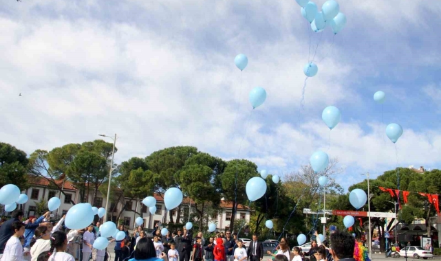 Muğla'da Diyabet günü nedeni ile çelenk sunma töreni gerçekleştirildi