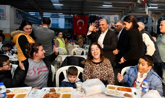 Muratpaşa'dan Komşu Sofrası