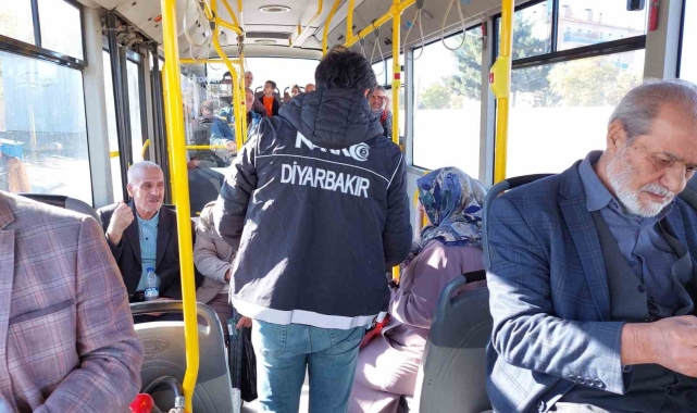 Narkotik polisleri Ergani&#039;de vatandaşları bilgilendirdi