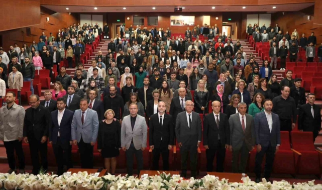 Niğde Ömer Halisdemir Üniversitesi'nde 10 Kasım Atatürk'ü Anma Etkinlikleri Düzenlendi