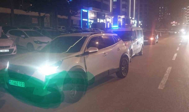 Niğde'de yaya geçidinde otomobilin çarptığı çocuk yaralandı