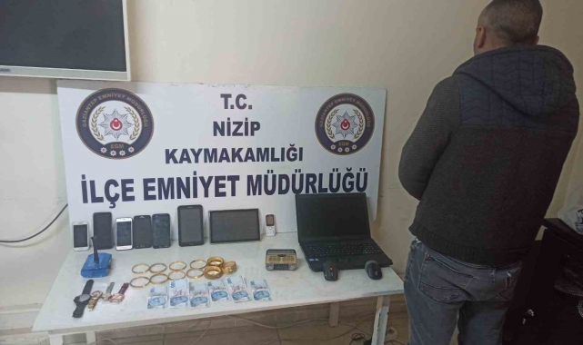 Nizip'te 2 evden hırsızlık yapan şahıs yakalandı