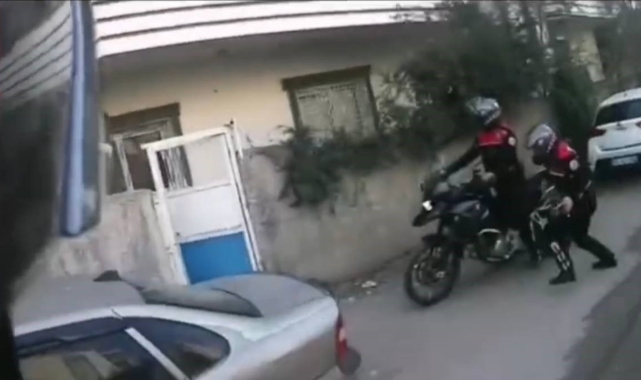 Osmaniye'de hakkında arama kararı bulunan 4 kişi yakalandı