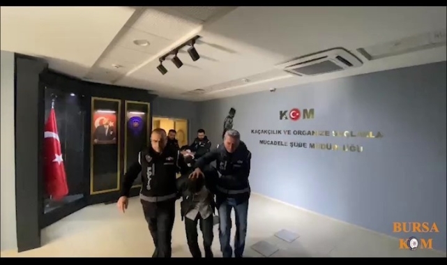 Oto tamircisinden cephane çıktı