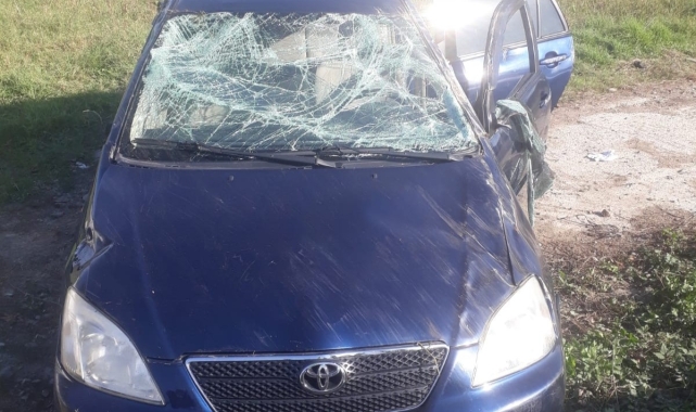 Otomobil kavşakta takla attı: 1 yaralı