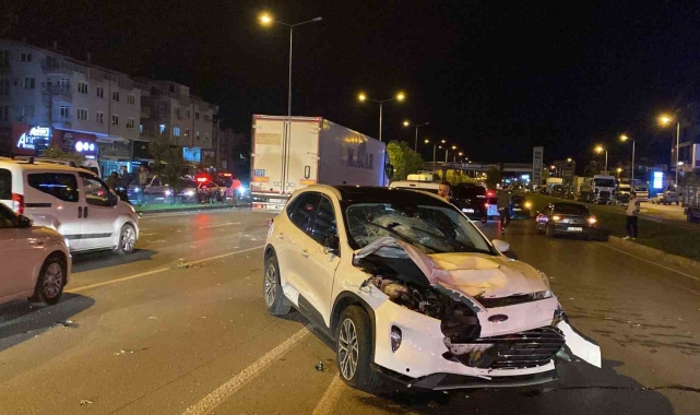 Otomobilin çarpıp ölümüne sebep olduğu yayanın metrelerce sürüklendiği anlar kamerada