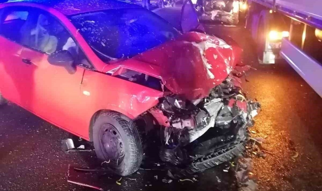 Otoyolda zincirleme kaza: 8 yaralı