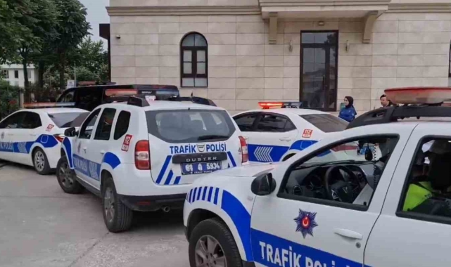 Polisten modifiyeli araç sahiplerine uyarı