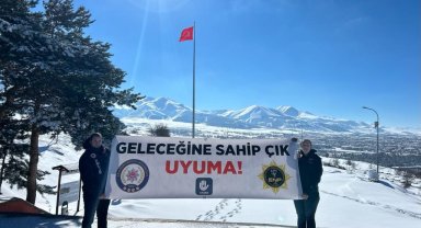 Polisten "Uyuşturucuya DUR de" çağrısı