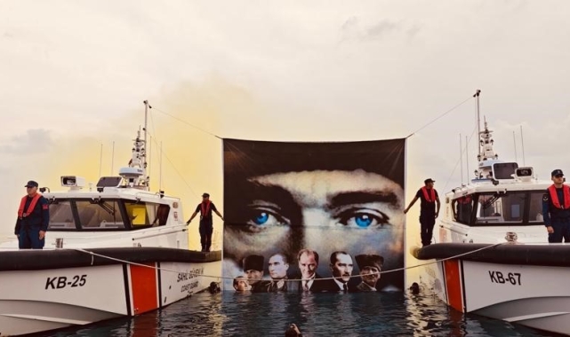 Samandağ'da Atatürk'e saygı zinciri