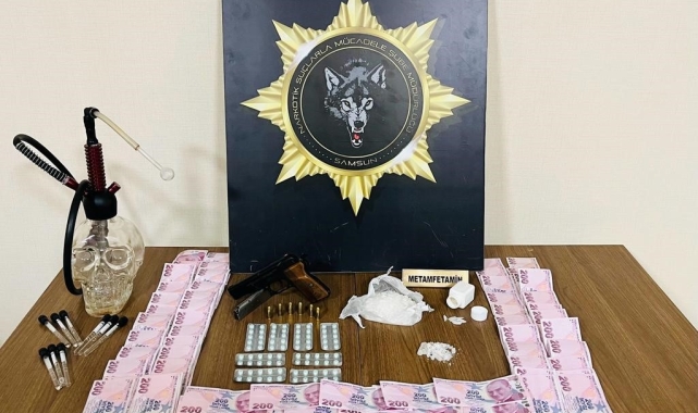 Samsun'da uyuşturucuyla yakalanan 2 kişi gözaltına alındı