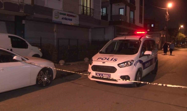 Sancaktepe'de bir grup saldırgan silah ve bıçakla bir kişiyi ağır yaraladı
