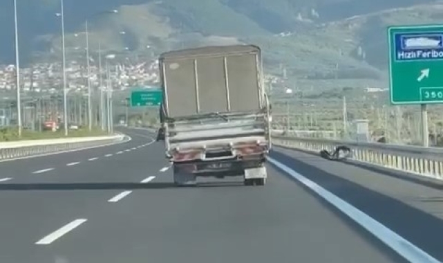 Savrulan kamyonet otobanda yürekleri ağza getirdi