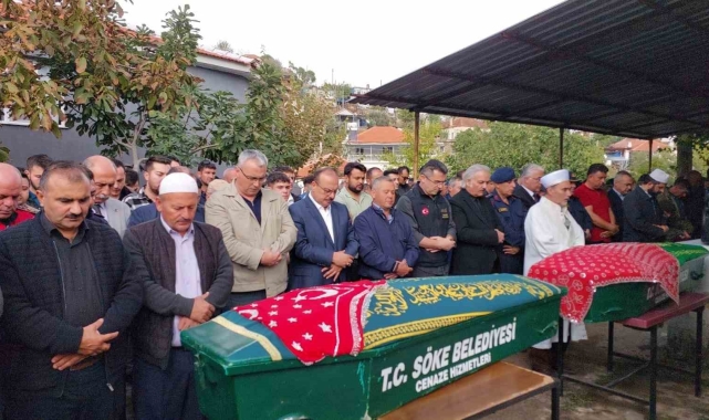 Selin vurduğu Demirçay'da hayatını kaybeden iki kişi toprağa verildi