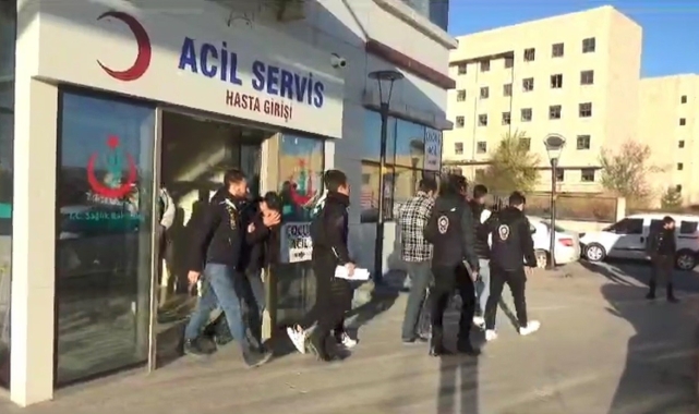 SİBERGÖZ-8' operasyonunda gözaltına alınan 5 kişi adliyeye sevk edildi