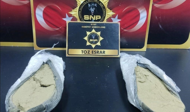 Siirt&#039;te bir kişinin ayakkabılarının taban kısmından uyuşturucu çıktı