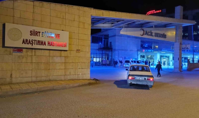Siirt'te minibüs takla attı: 4 yaralı