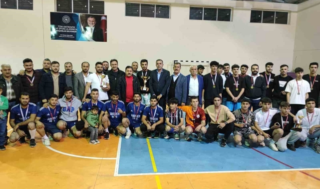 Sincik'te voleybol turnuvası düzenlendi