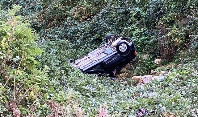 Sinop'ta otomobil 20 metreden uçtu: 3 yaralı