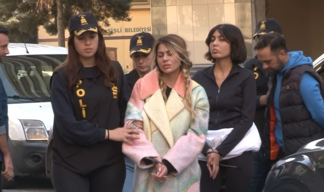 Sosyal medya fenomenleri Bahar ve Nihal Candan sağlık kontrolünden geçirildi