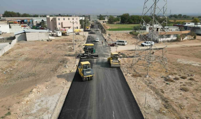 Suruç ilçesinde yollar asfaltlanıyor