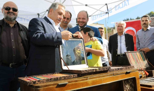 Talas'ta bu Pazar 'Antika Pazarı' var