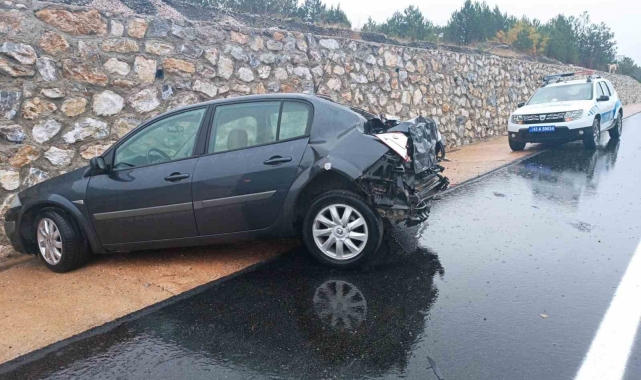 Tavşanlı'da trafik kazası, 5 yaralı