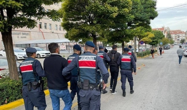 Tefecilik yapan baba ve 2 oğluna jandarmadan operasyon