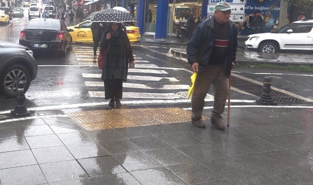 Tekirdağ'da sağanak yağış
